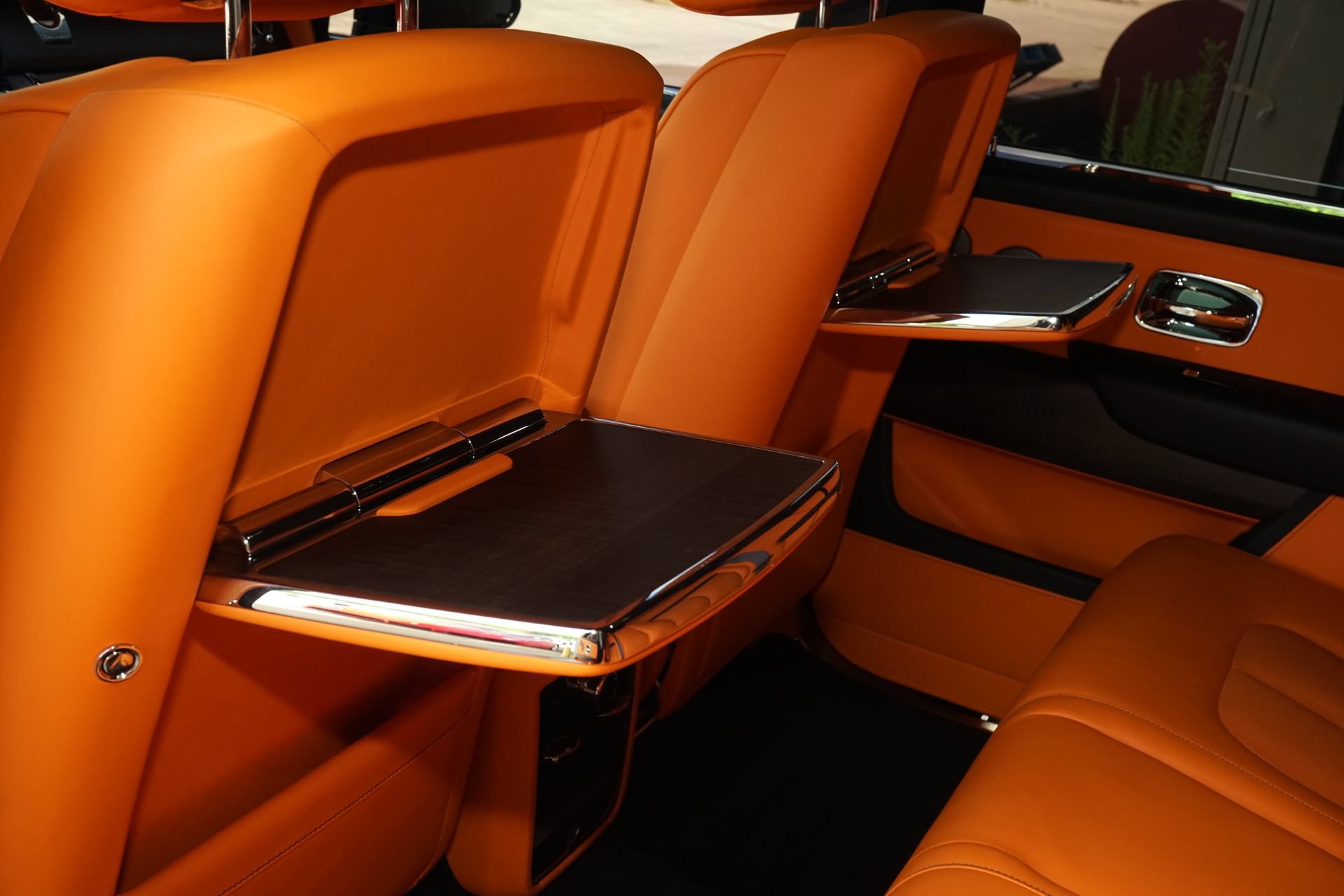 Used 2024 Rolls-Royce Cullinan AWD/4WD image 26