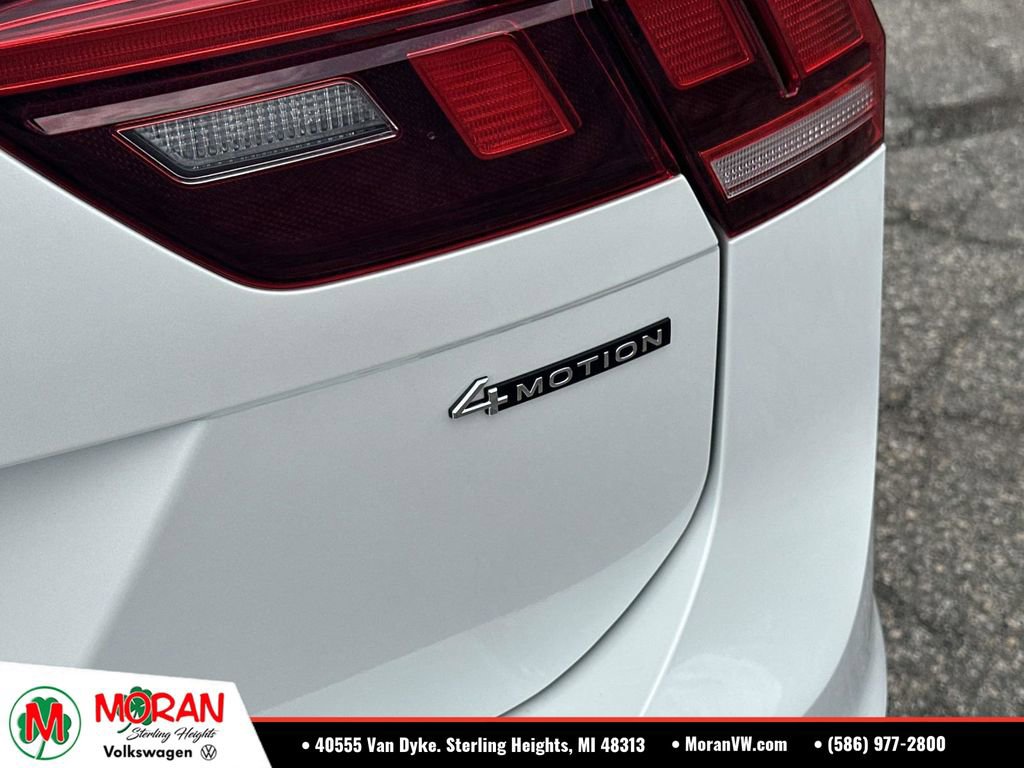 Used 2024 Volkswagen Tiguan SE R-Line AWD/4WD image 13