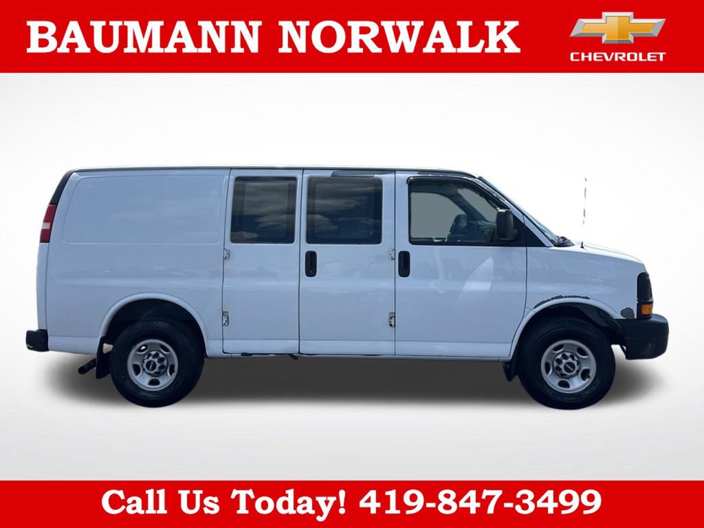 Used 2007 GMC Savana 2500 RWD image 8
