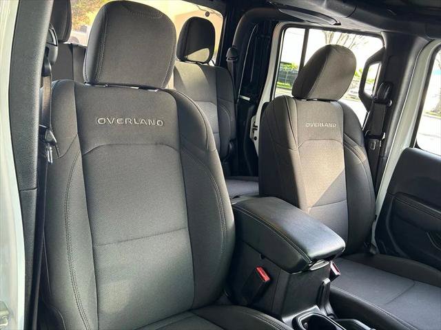 Certified 2023 Jeep Gladiator Overland AWD/4WD image 38