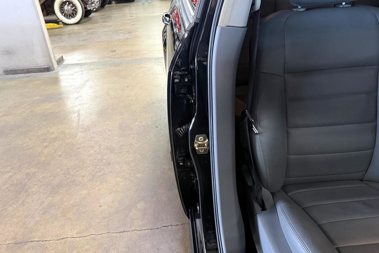 Used 2005 Dodge Magnum R/T RWD image 72