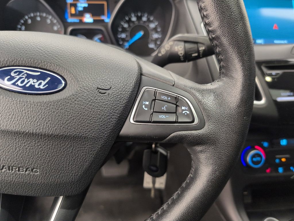 Used 2018 Ford Focus SEL w/ Cold Weather Package FWD image 38