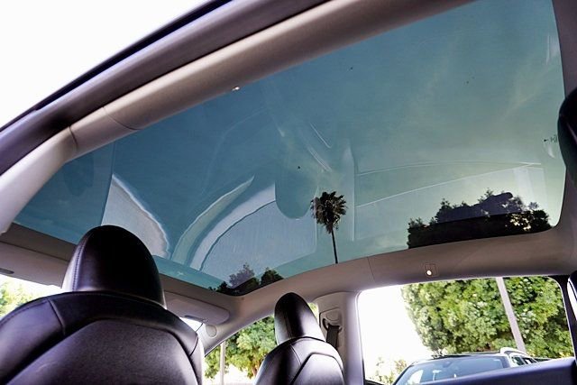 Used 2023 Tesla Model Y Long Range image 17