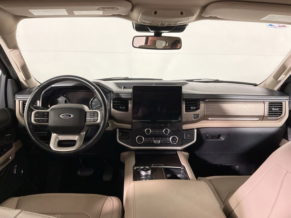 Used 2024 Ford Expedition Limited image 23
