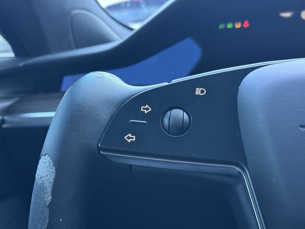 Used 2021 Tesla Model S Plaid image 15