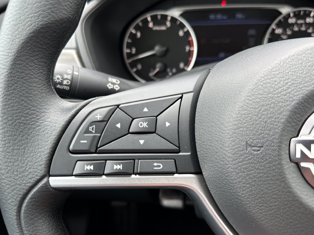 New 2026 Nissan Altima 2.5 SV FWD image 24