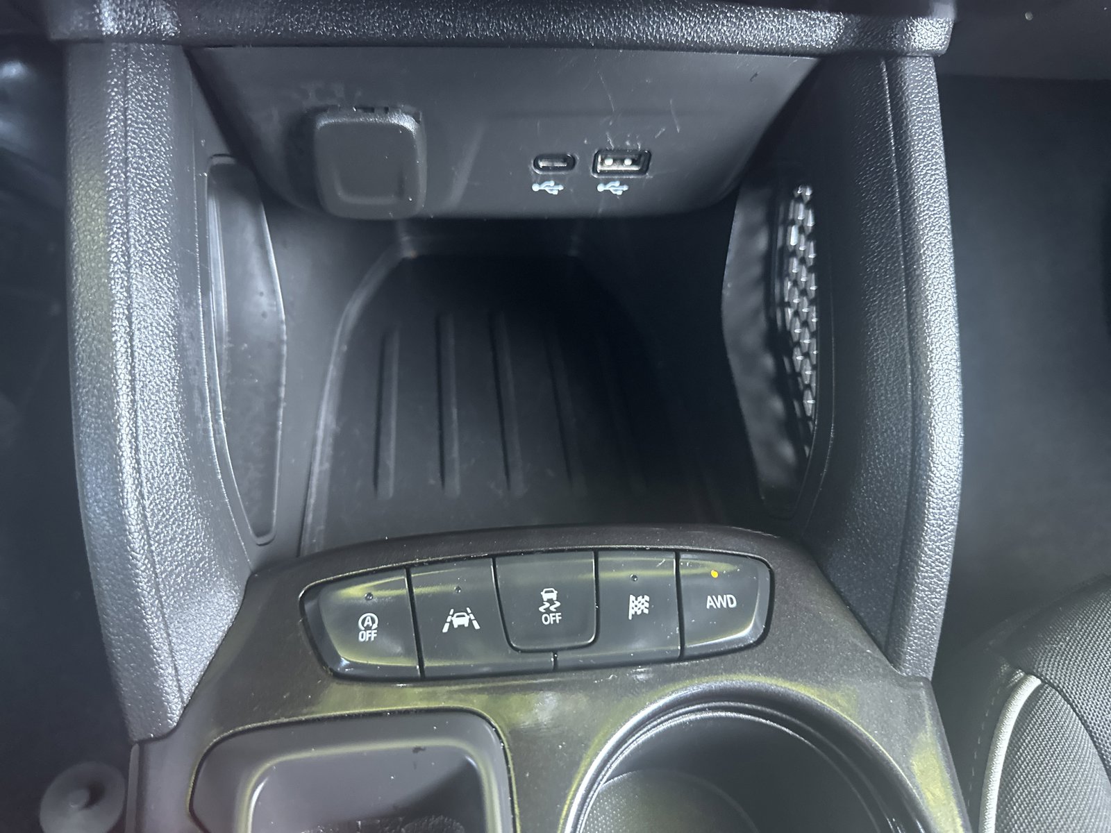 Used 2025 Chevrolet TrailBlazer LT AWD/4WD image 16