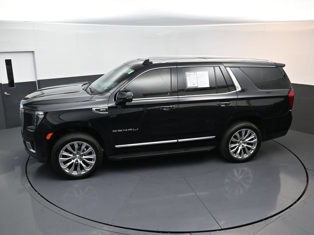 Used 2024 GMC Yukon Denali w/ Advanced Technology Package AWD/4WD image 21