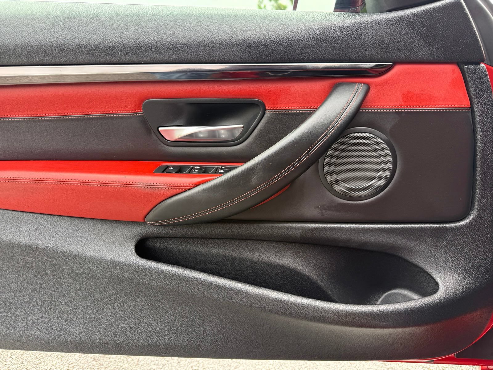 Used 2016 BMW M4 Convertible RWD image 42