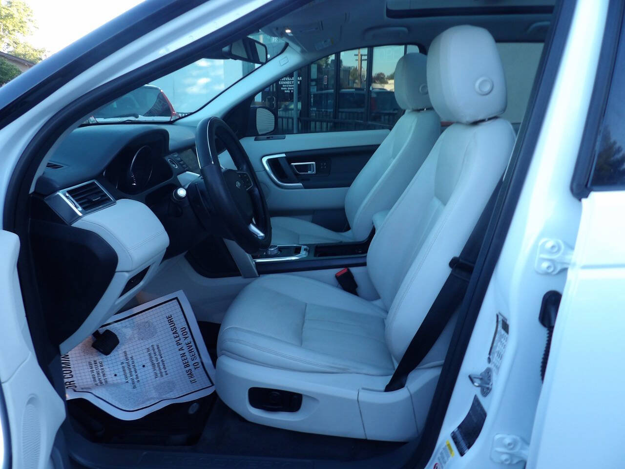 Used 2015 Land Rover Discovery Sport HSE AWD/4WD image 8