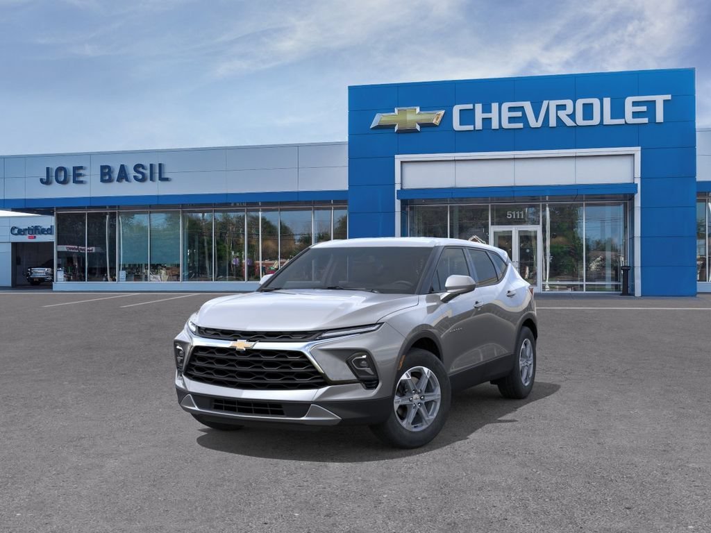 New 2026 Chevrolet Blazer LT w/ LPO, Floor Liner Package FWD image 8