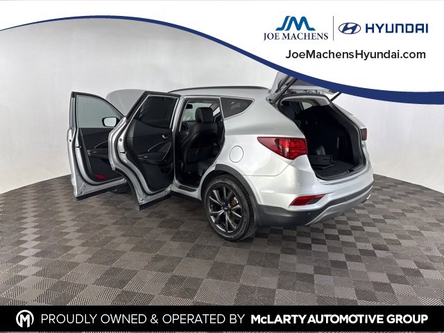 Used 2018 Hyundai Santa Fe Sport image 17