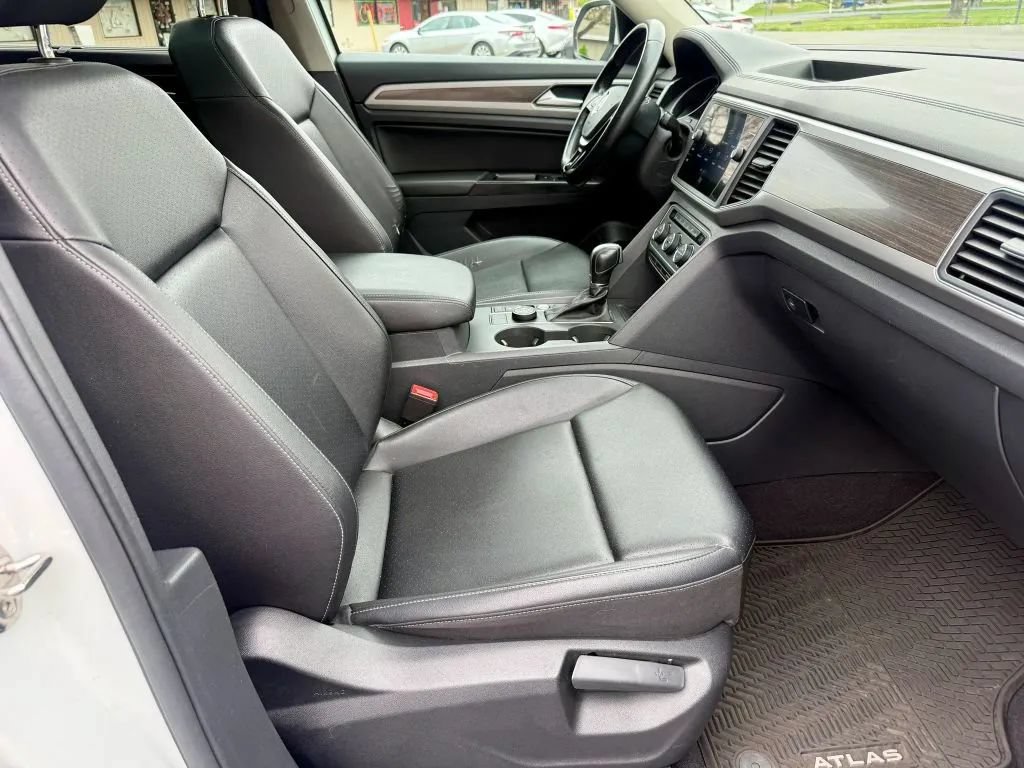Used 2019 Volkswagen Atlas SE w/ Panoramic Sunroof Package AWD/4WD image 18