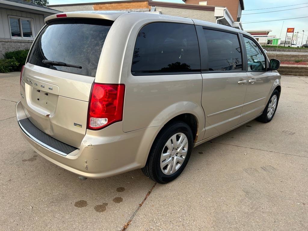 Used 2015 Dodge Grand Caravan SE w/ Quick Order Package 29E SE FWD image 5