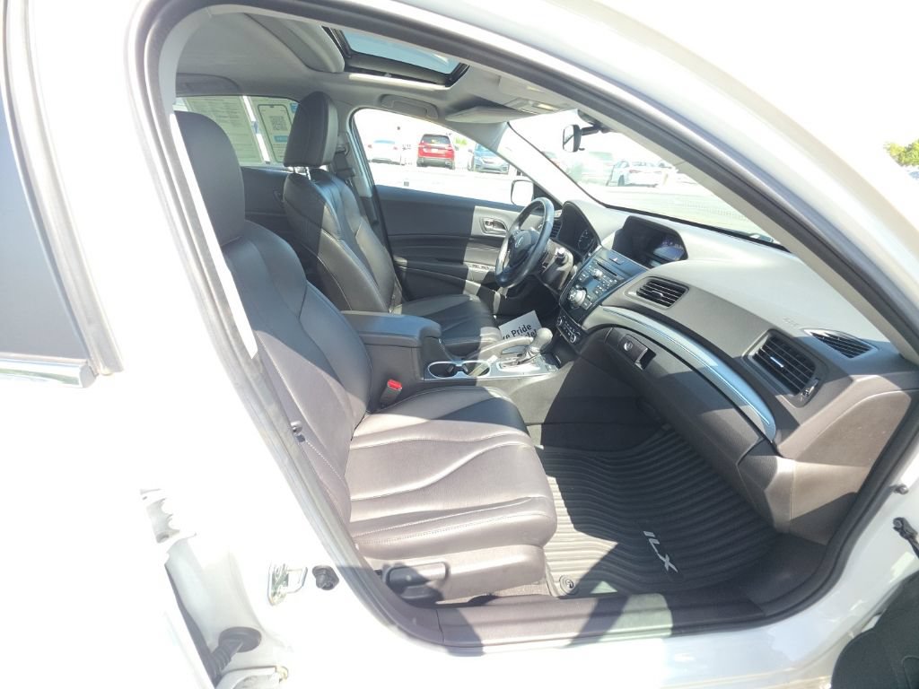 Used 2020 Acura ILX FWD image 32