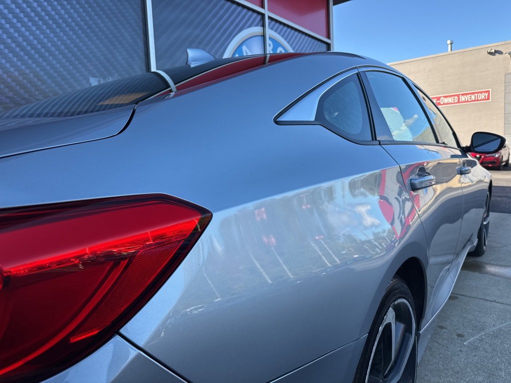 Used 2019 Honda Accord Sport image 6