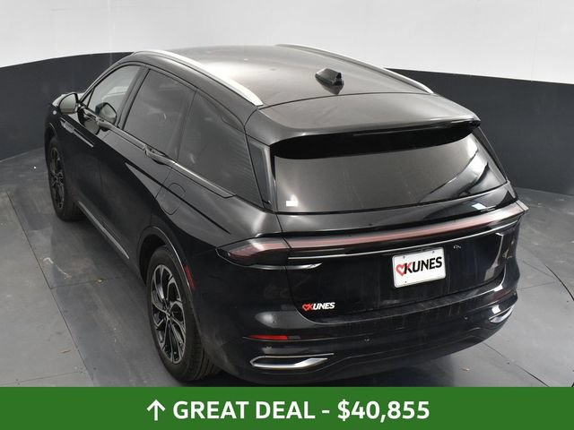 Used 2024 Lincoln Nautilus Reserve AWD/4WD image 37