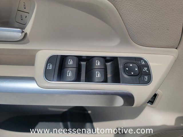 Used 2021 Mercedes-Benz GLB 250 image 16