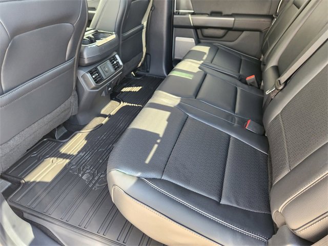 New 2025 Ford F150 Lariat w/ Equipment Group 501A Mid image 19