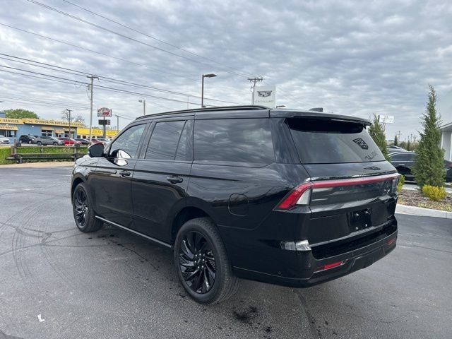 Used 2025 Lincoln Navigator Reserve w/ Jet Appearance Package AWD/4WD image 8
