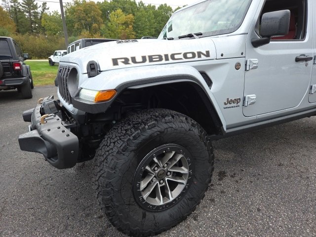 Used 2024 Jeep Wrangler Unlimited Rubicon 392 image 39