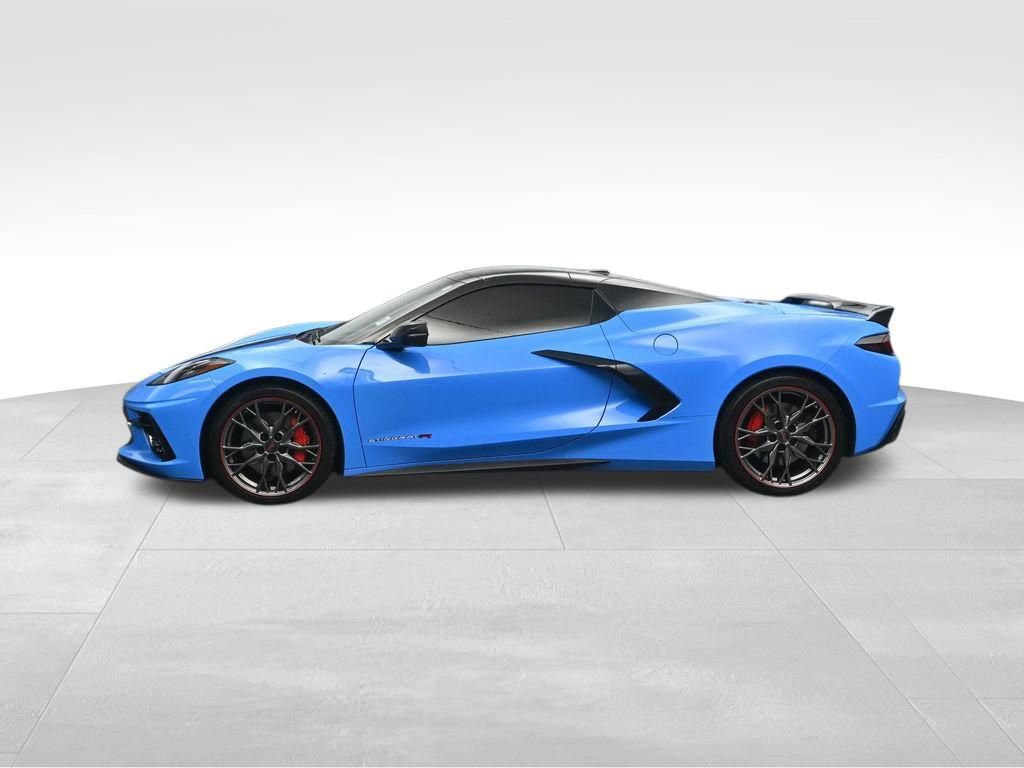 Used 2023 Chevrolet Corvette Stingray Premium Conv w/ Z51 Performance Package RWD image 2