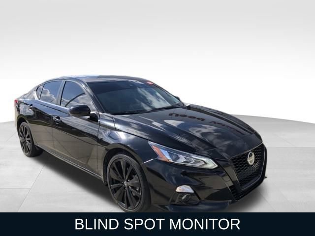 Used 2022 Nissan Altima 2.5 SR w/ Midnight Edition Package image 9