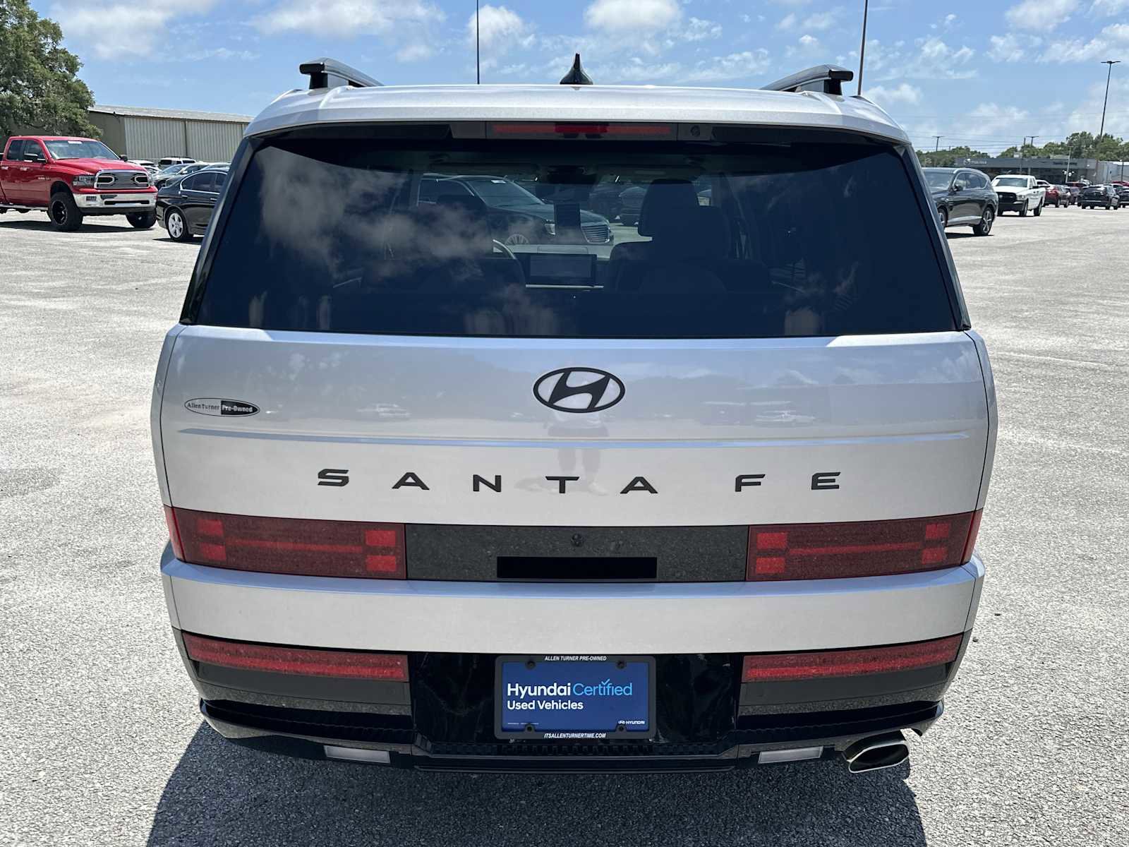 Used 2025 Hyundai Santa Fe Calligraphy FWD image 7