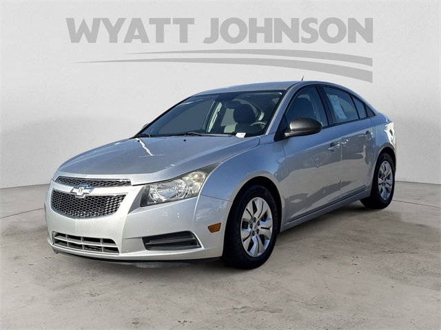 Used 2014 Chevrolet Cruze LS