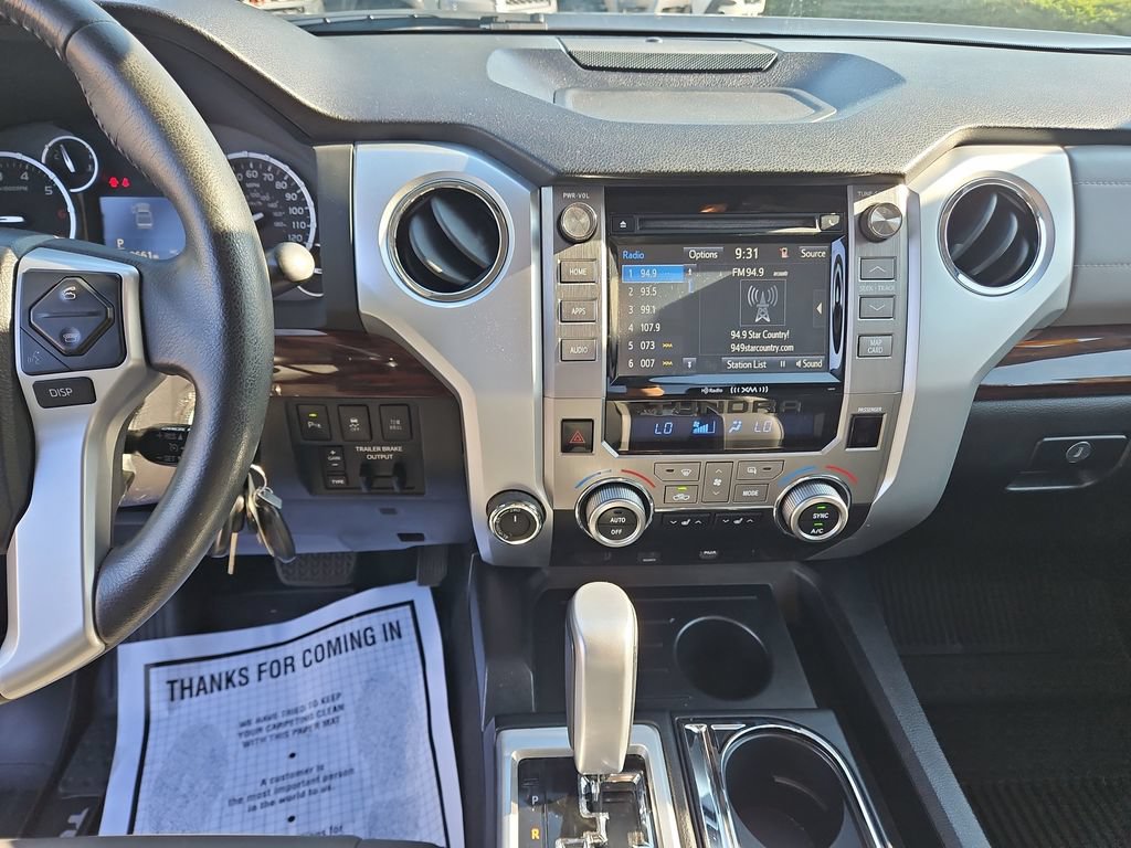 Used 2017 Toyota Tundra Limited w/ Limited Premium Package AWD/4WD image 18