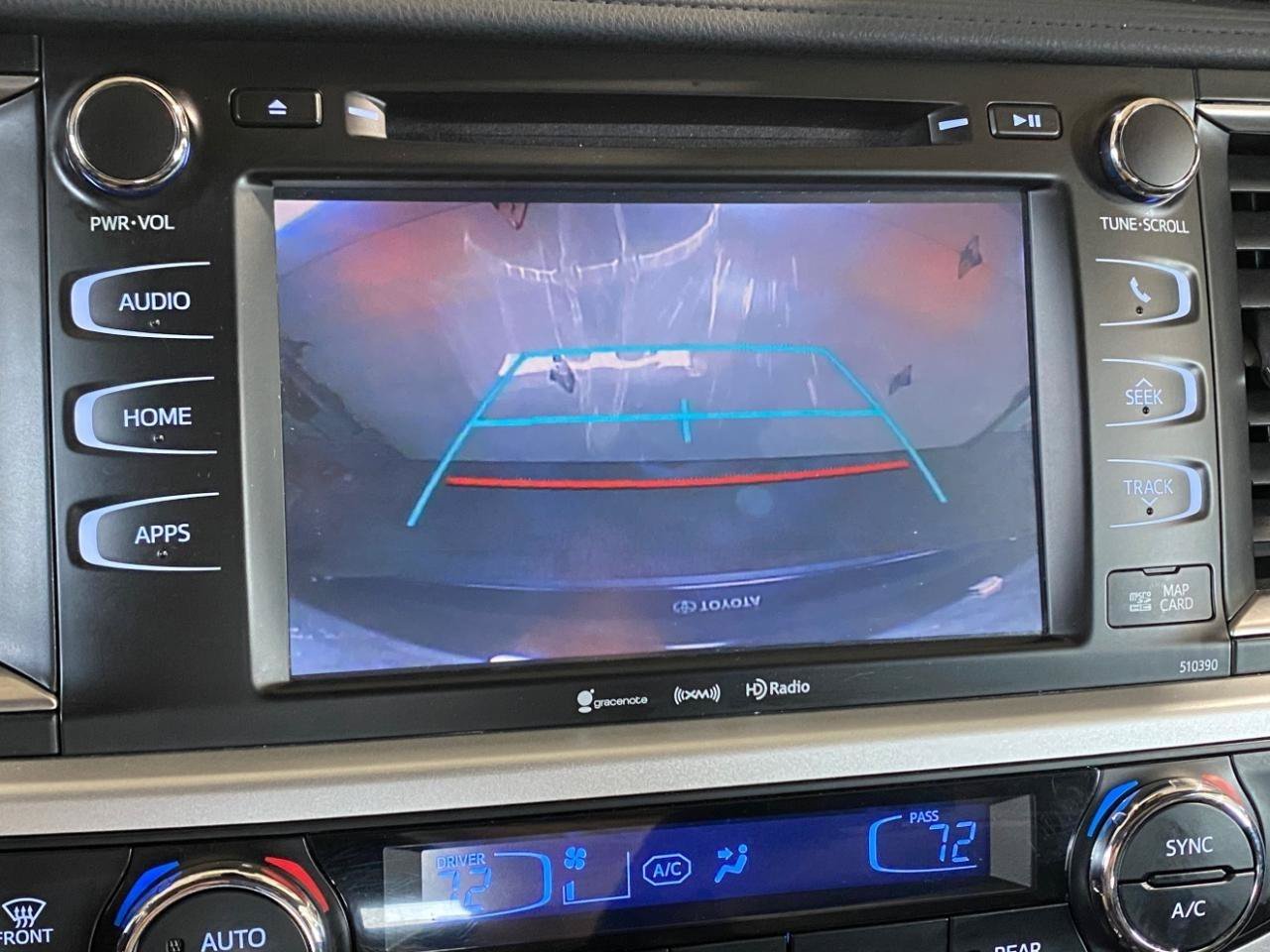 Used 2019 Toyota Highlander XLE AWD/4WD image 28