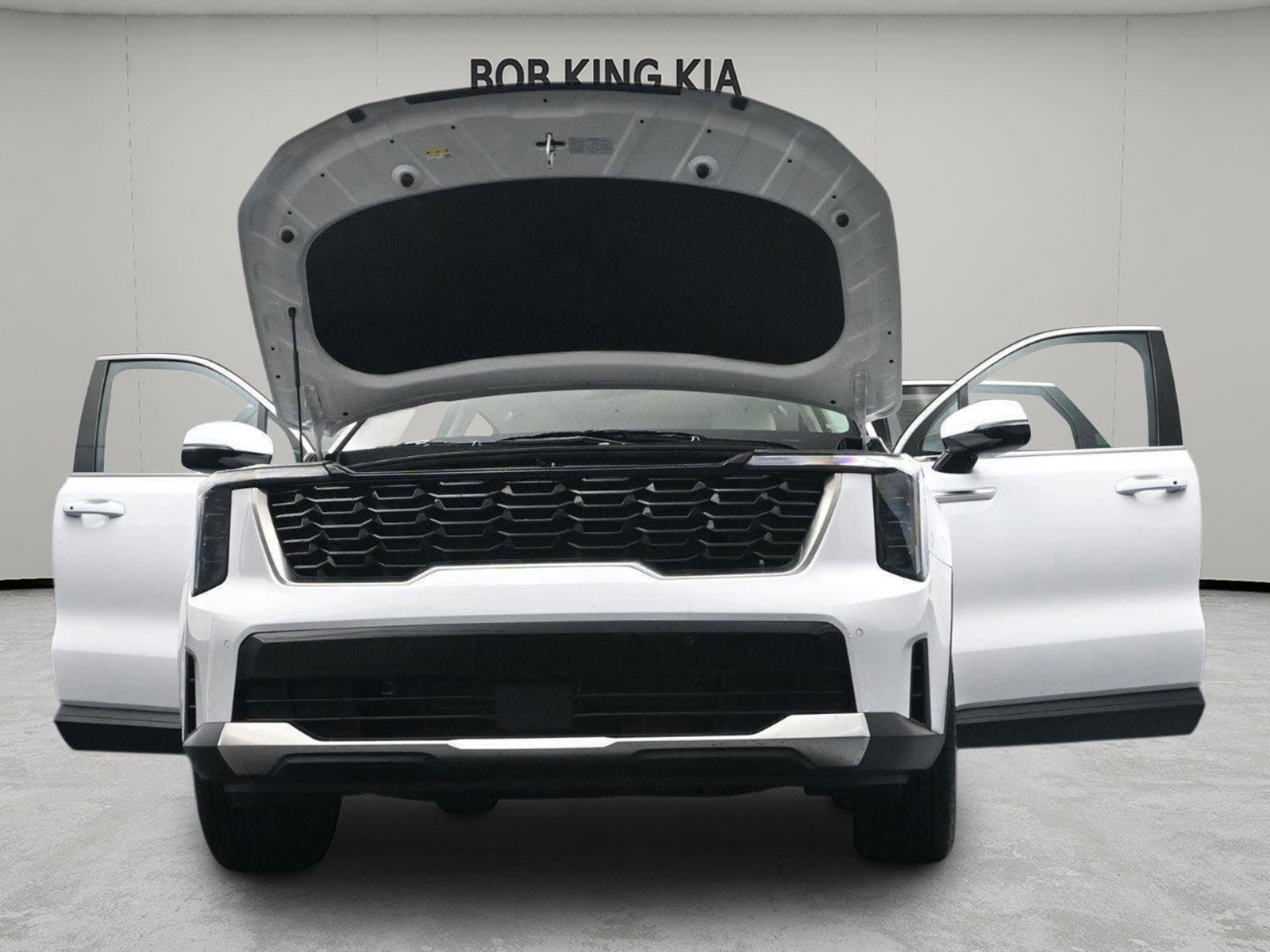 Used 2025 Kia Sorento S w/ Panoramic Sunroof Package FWD image 24