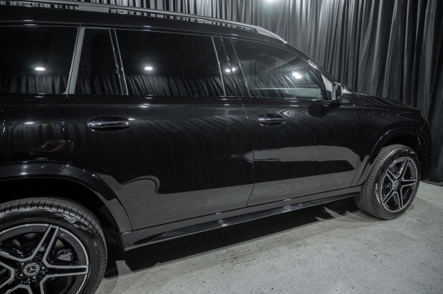 Certified 2025 Mercedes-Benz GLS 450 4MATIC image 4