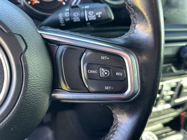 Used 2020 Jeep Wrangler Unlimited Sahara image 21