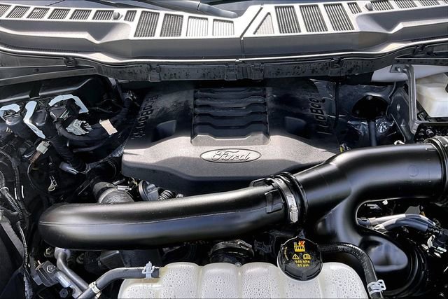 Used 2023 Ford F150 Lariat w/ Trailer Tow Package AWD/4WD image 9
