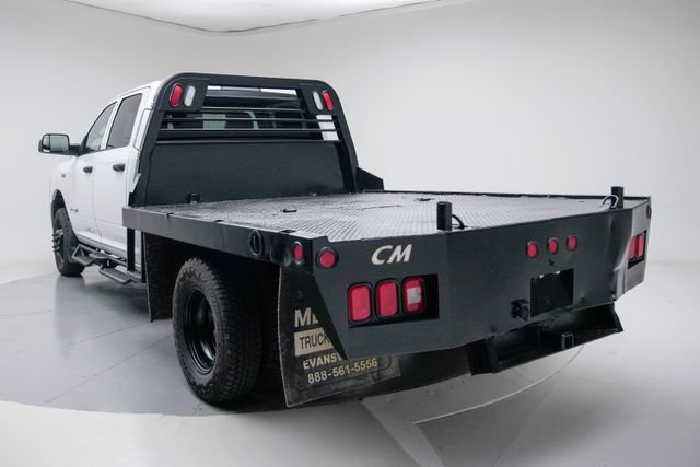 Used 2020 RAM 3500 Tradesman w/ Chrome Appearance Group AWD/4WD image 3
