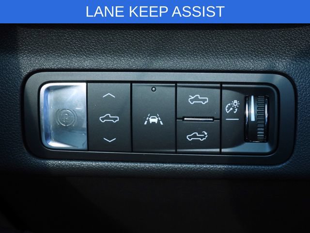 Used 2025 Chevrolet Silverado EV RST AWD/4WD image 19