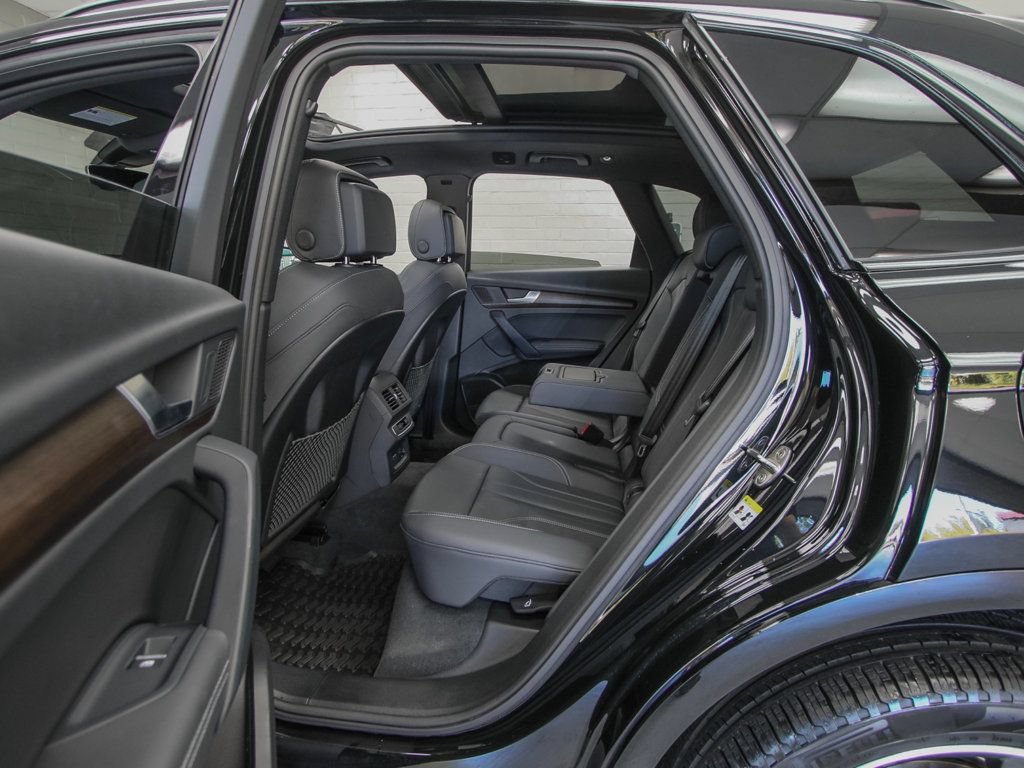 Used 2024 Audi Q5 e Premium Plus w/ Premium Plus Package AWD/4WD image 26