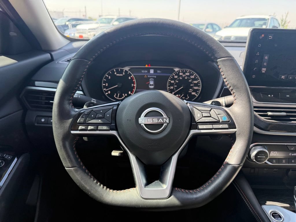 Used 2024 Nissan Altima 2.0 SR FWD image 17