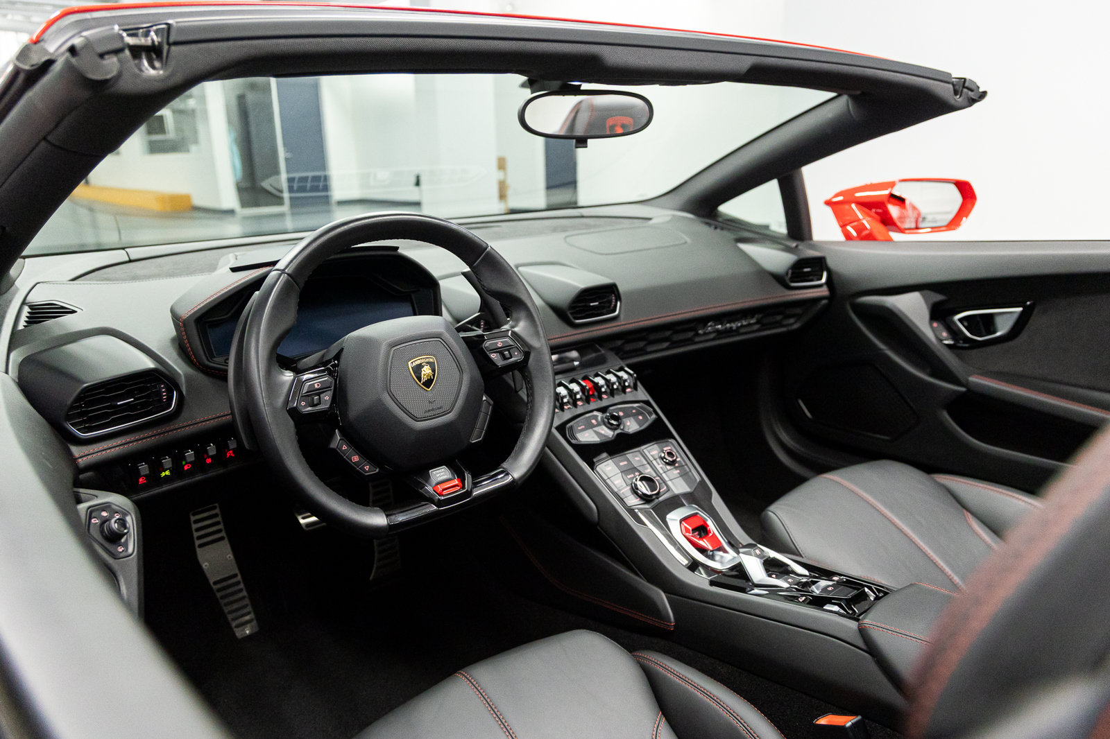 Used 2017 Lamborghini Huracan LP 610-4 AWD/4WD image 33