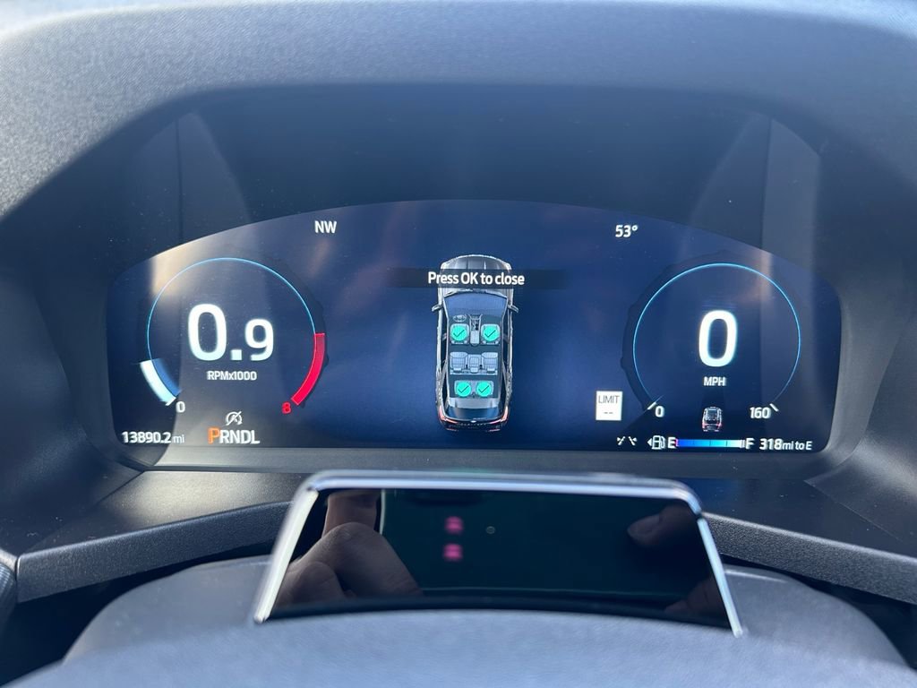 Used 2025 Ford Explorer ST-Line w/ ST-Line Street Pack AWD/4WD image 16