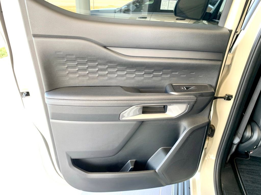 Used 2025 Ford Ranger XLT w/ Trailer Tow Package image 17