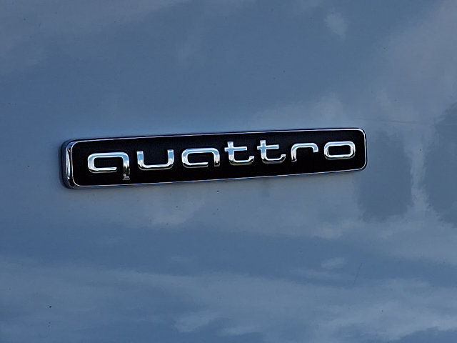 Certified 2025 Audi Q5 Premium Plus w/ Premium Plus AWD/4WD image 32