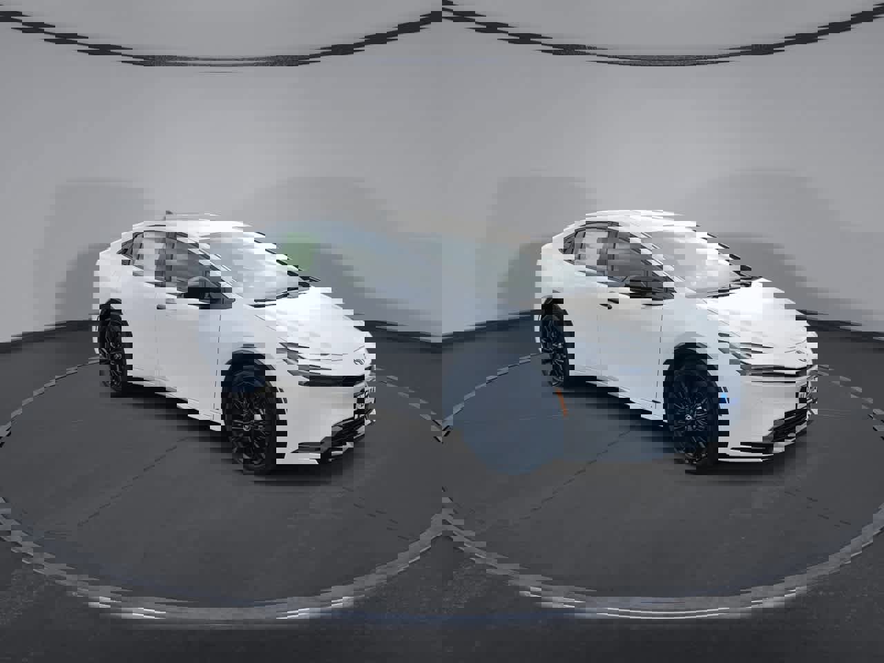 New 2026 Toyota Prius AWD image 2