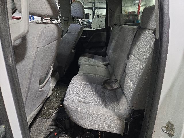 Used 2016 Chevrolet Silverado 1500 Custom w/ Custom Convenience Package AWD/4WD image 13