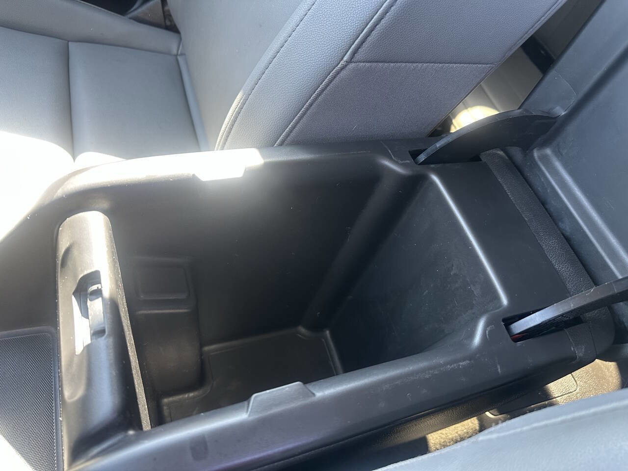 Used 2015 Chevrolet Colorado W/T image 18