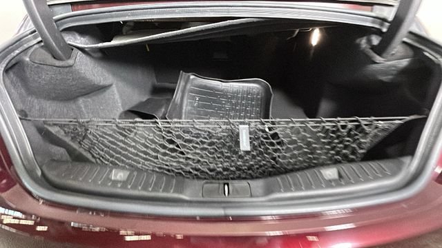 Used 2018 Lincoln MKZ Reserve w/ Climate Package FWD image 27