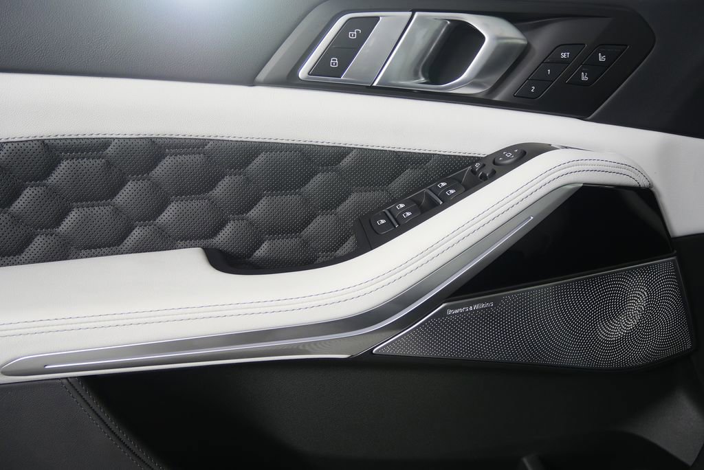 New 2026 BMW X5 M Competition image 9