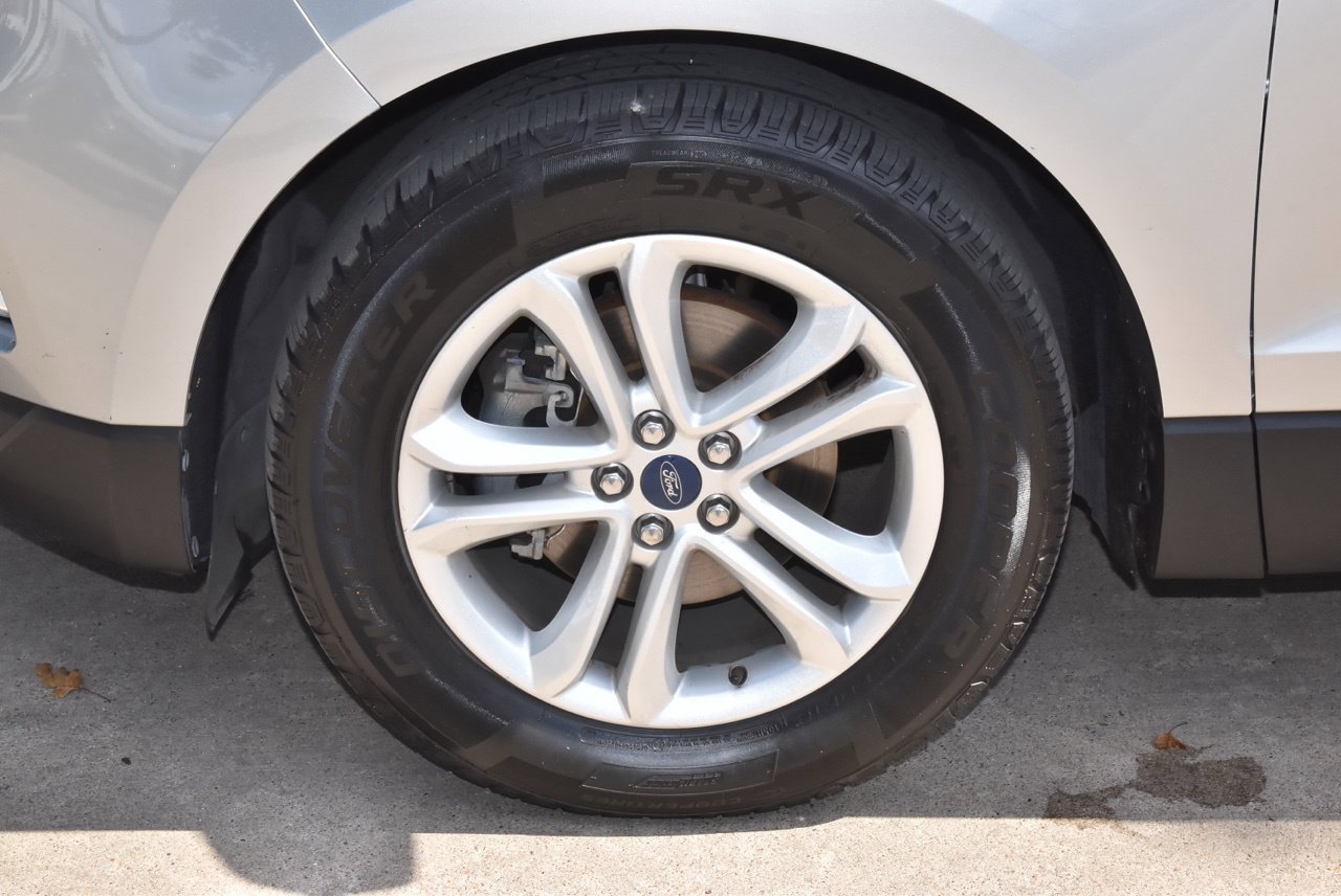 Used 2020 Ford Edge SEL FWD image 36