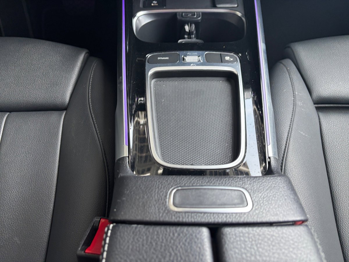 Used 2024 Mercedes-Benz GLB 250 image 5